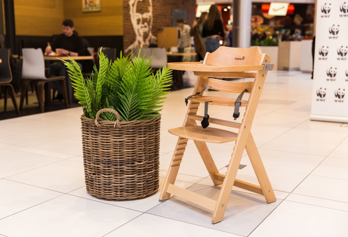 Chairs for baby feeding in the food area