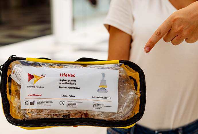 LifeVAC